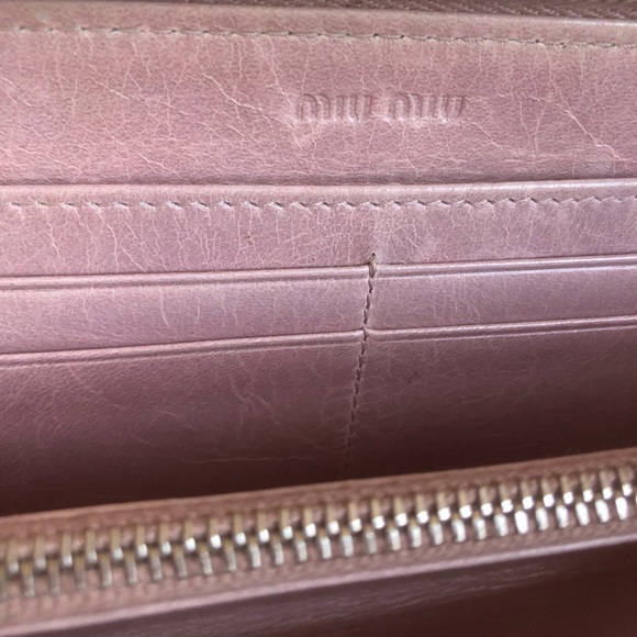 AUTH. *RARE* Miu Miu Charm Wallet - Picture 4 of 4
